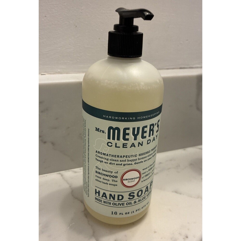 Mrs. Meyer’s Clean Day Liquid Hand Soap Birchwood Scent 16 FL OZ Pump Bottle